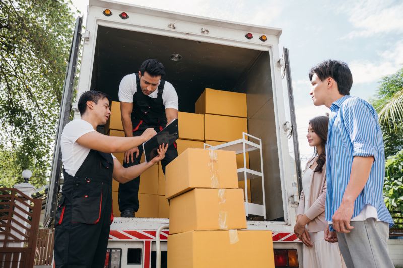 Long Distance Moving in Danbury, CT